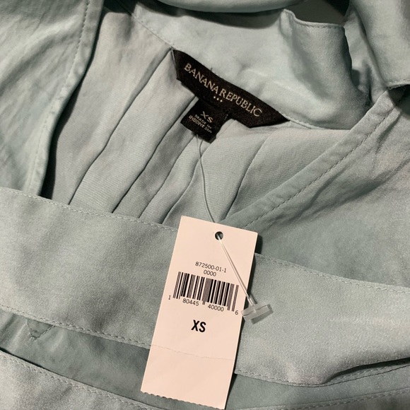 NWT! Banana Republic Sleeveless Tie-Collar Top - Picture 9 of 10